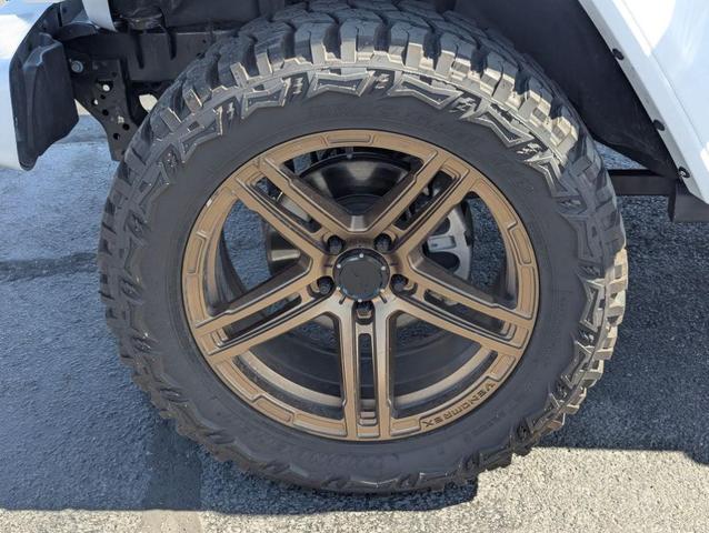 Photo of 2020 Bright White Clearcoat Jeep Wrangler Unlimited