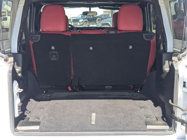 Photo of 2020 Bright White Clearcoat Jeep Wrangler Unlimited