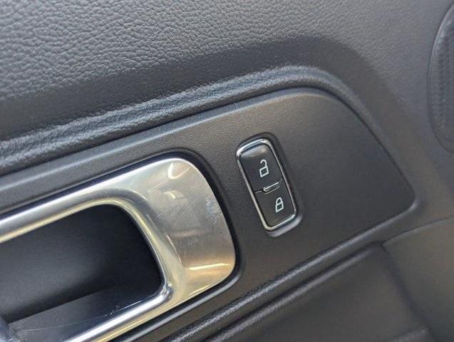 Photo of 2020 Magnetic Ford Mustang
