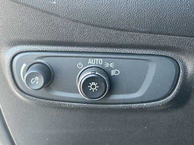 Photo of 2023 Summit White Chevrolet Equinox