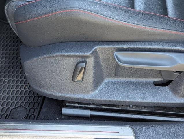 Photo of 2015 Deep Black Volkswagen Golf GTI