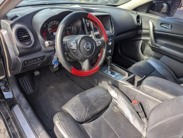 Photo of 2014 Super Black Nissan Maxima