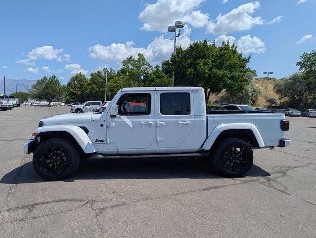 Photo of 2023 Bright White Clearcoat Jeep Gladiator
