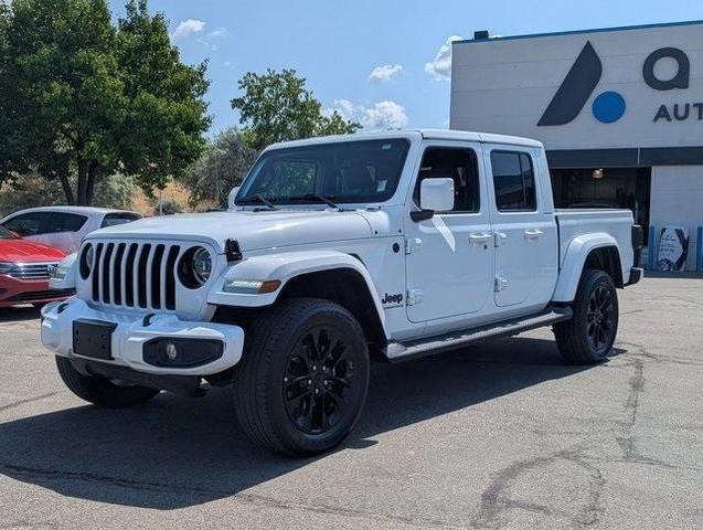 Photo of 2023 Bright White Clearcoat Jeep Gladiator