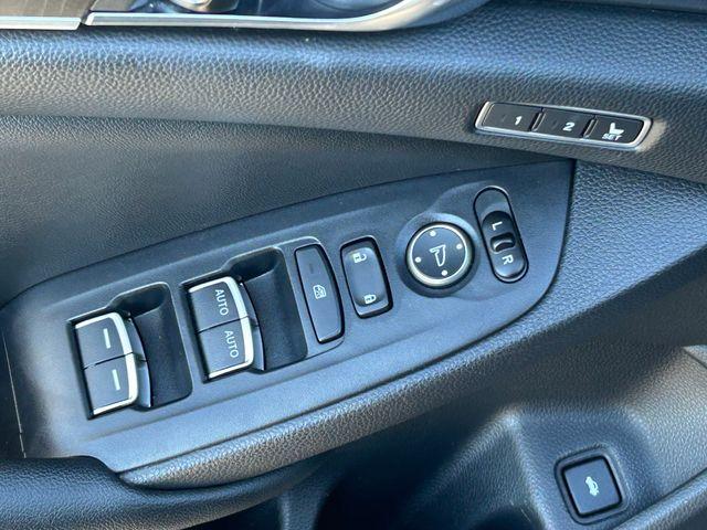 Photo of 2019 Gray Honda Accord