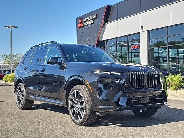 2025 BMW X7
