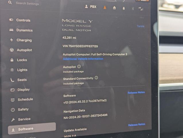 Photo of 2023 Gray Tesla Model Y