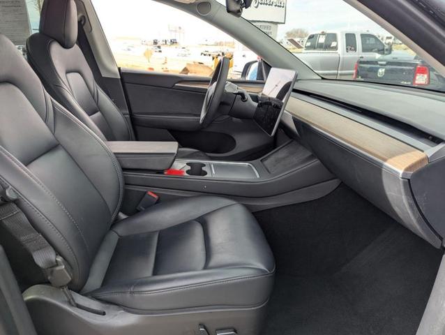 Photo of 2023 Gray Tesla Model Y