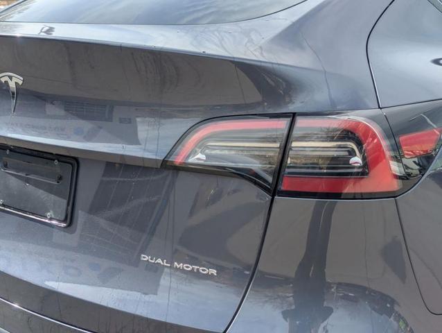 Photo of 2023 Gray Tesla Model Y