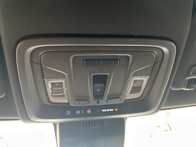 Photo of 2025 Summit White Chevrolet Silverado 2500