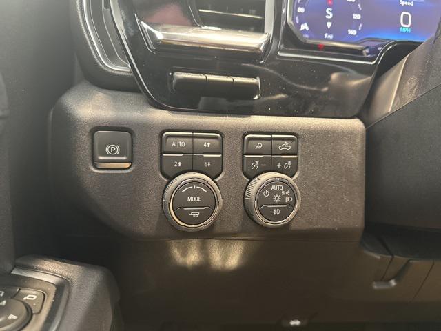 Photo of 2025 Summit White Chevrolet Silverado 2500