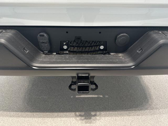 Photo of 2025 Summit White Chevrolet Silverado 2500