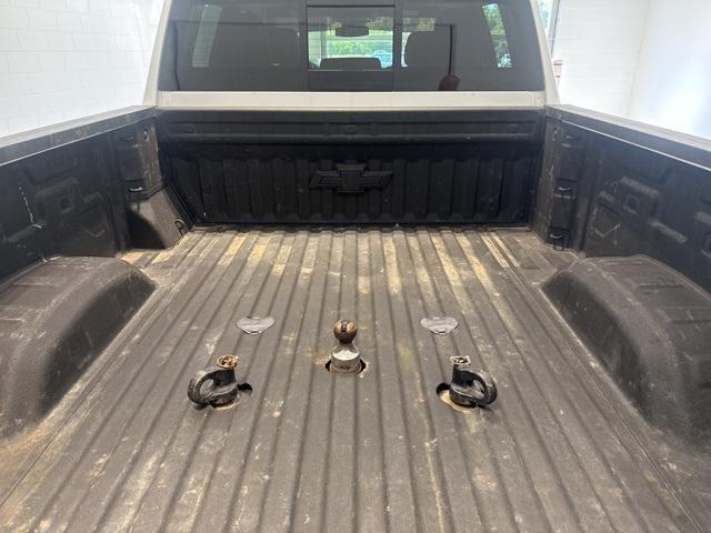 Photo of 2024 Summit White Chevrolet Silverado 3500