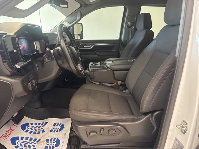 Photo of 2024 Summit White Chevrolet Silverado 3500