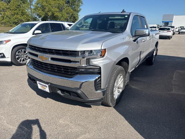 Photo of 2020 Silver Ice Metallic Chevrolet Silverado 1500