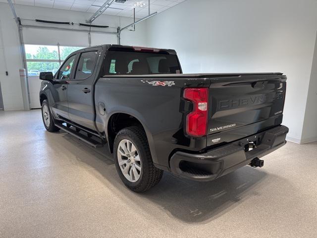 Photo of 2021 Black Chevrolet Silverado 1500