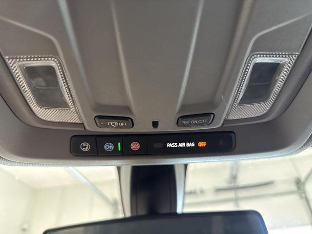 Photo of 2021 Black Chevrolet Silverado 1500