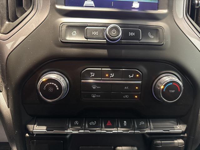 Photo of 2021 Black Chevrolet Silverado 1500