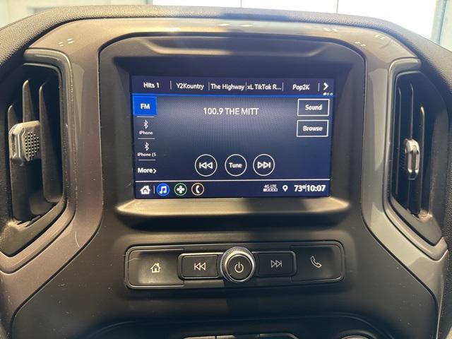 Photo of 2021 Black Chevrolet Silverado 1500