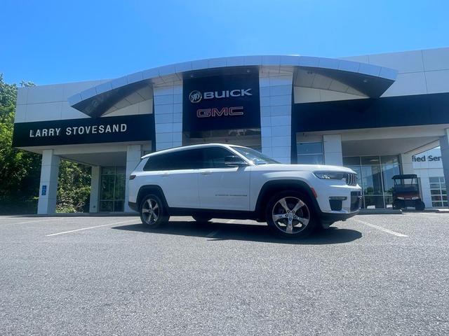 Photo of 2021 Bright White Clearcoat Jeep Grand Cherokee L