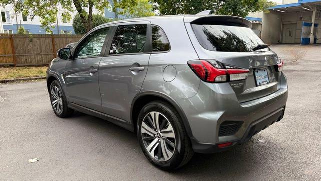 Photo of 2024 Gray Mitsubishi Outlander Sport