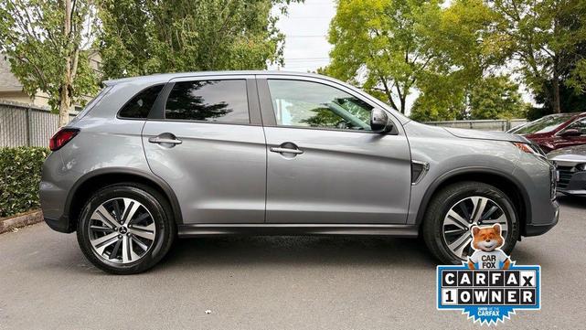 Photo of 2024 Gray Mitsubishi Outlander Sport