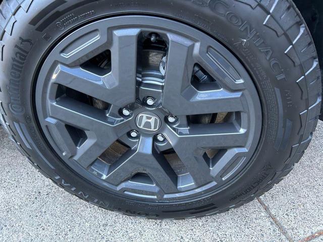Photo of 2026 Ash Green Metallic Honda CR-V Hybrid