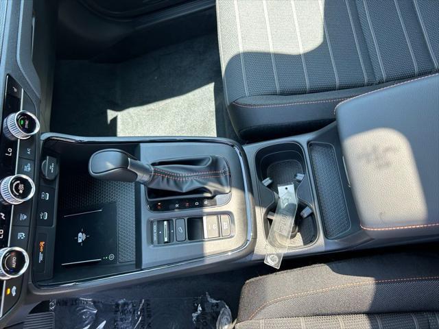 Photo of 2026 Solar Silver Metallic Honda CR-V Hybrid