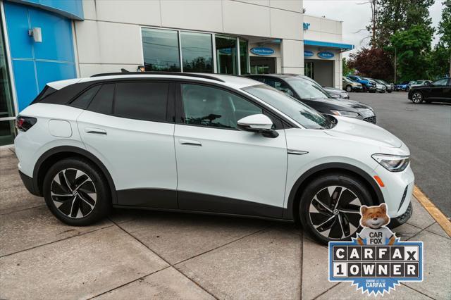 Photo of 2021 Glacier White Metallic Volkswagen ID.4