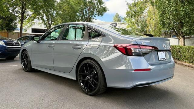 Photo of 2025 Urban Gray Pearl Honda Civic