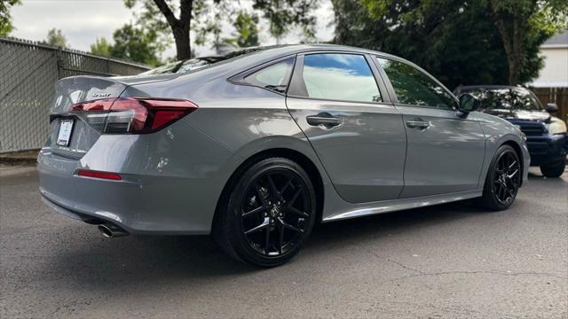 Photo of 2025 Urban Gray Pearl Honda Civic