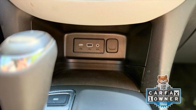 Photo of 2020 Midnight Blue Metallic Chevrolet Equinox