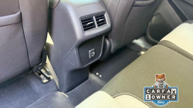 Photo of 2020 Midnight Blue Metallic Chevrolet Equinox