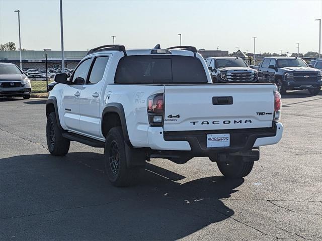 Photo of 2022 White Toyota Tacoma