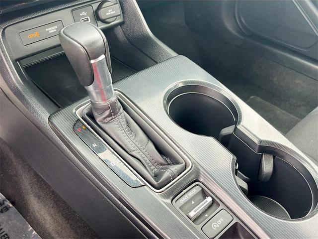 Photo of 2023 Gray Honda Civic
