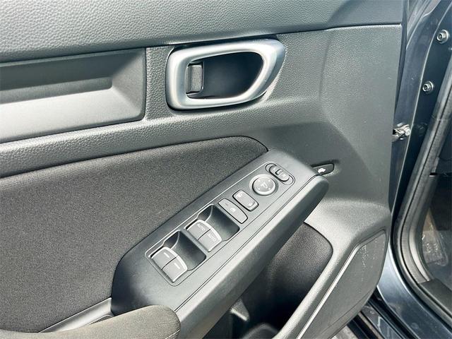 Photo of 2023 Gray Honda Civic