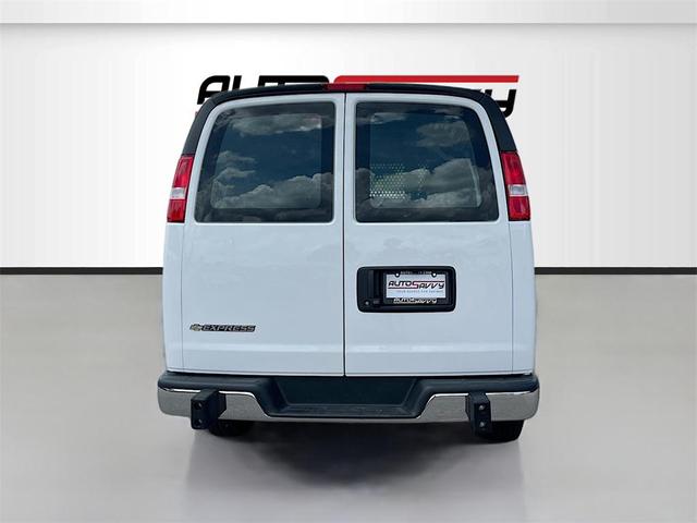Photo of 2024 Summit White Chevrolet Express 2500