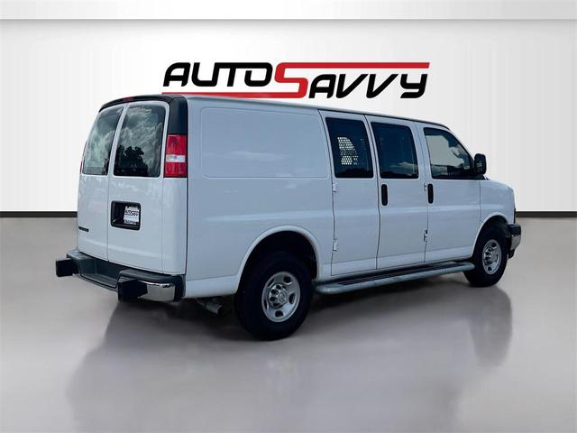 Photo of 2024 Summit White Chevrolet Express 2500