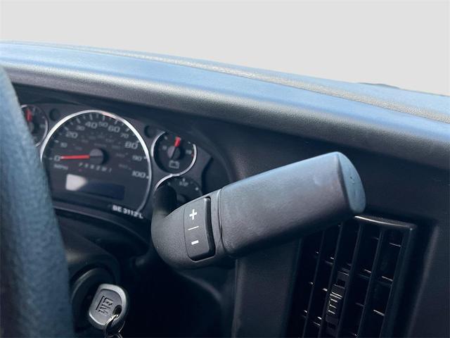 Photo of 2024 Summit White Chevrolet Express 2500