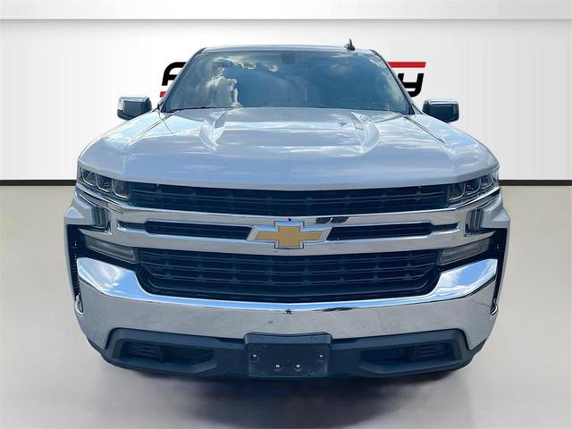 Photo of 2022 Silver Ice Metallic Chevrolet Silverado 1500