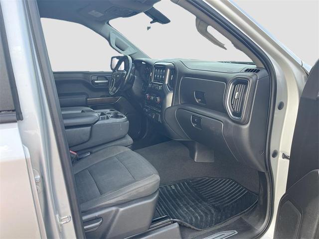 Photo of 2022 Silver Ice Metallic Chevrolet Silverado 1500
