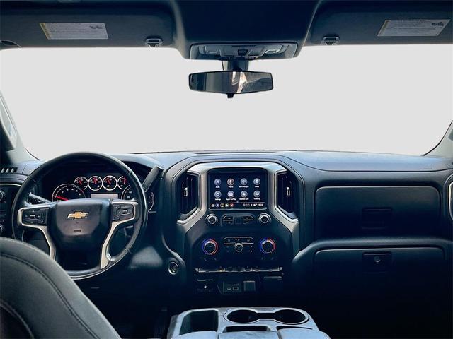 Photo of 2022 Silver Ice Metallic Chevrolet Silverado 1500