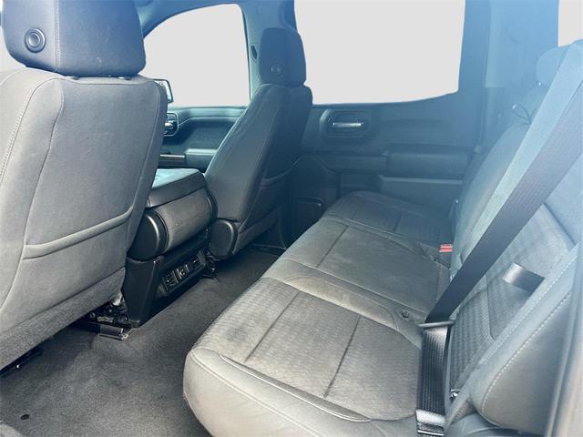 Photo of 2022 Silver Ice Metallic Chevrolet Silverado 1500