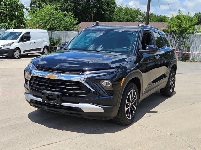 Photo of 2024 Mosaic Black Metallic Chevrolet Trailblazer