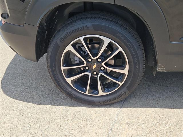 Photo of 2024 Mosaic Black Metallic Chevrolet Trailblazer
