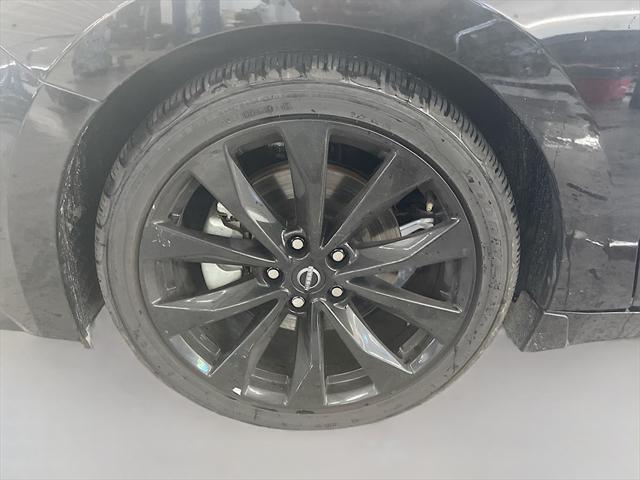 Photo of 2023 Super Black Nissan Maxima