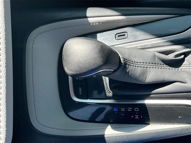 Photo of 2020 Barcelona Red Metallic Toyota Corolla