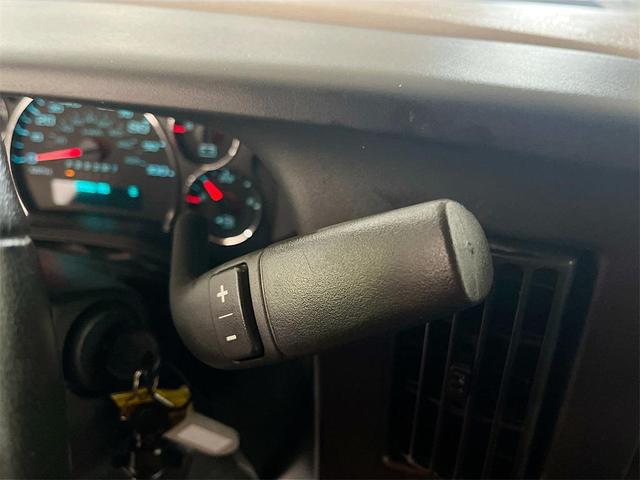 Photo of 2023 Summit White GMC Savana 2500
