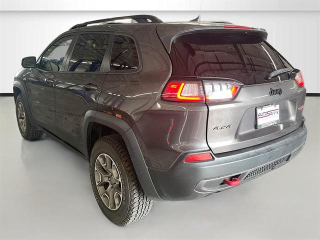 Photo of 2022 Granite Crystal Metallic Clearcoat Jeep Cherokee
