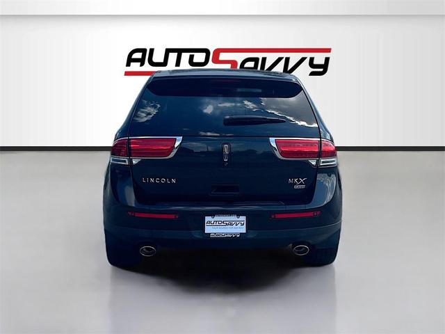 Photo of 2014 Tuxedo Black Metallic Lincoln MKX
